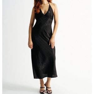 BLACK SATIN FLORAL JACQUARD HALTER MIDI DRESS